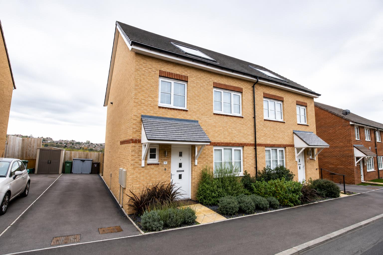 Rhodfa'r Rhyddwen, Caerphilly, Caerphilly, CF83 2WB